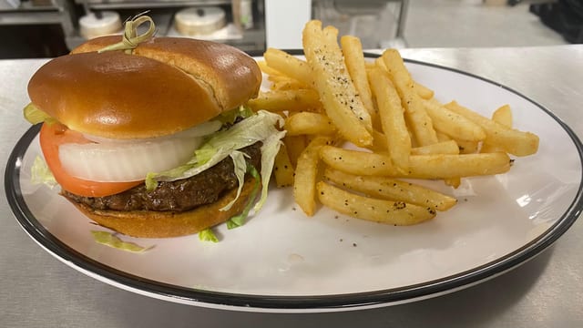 Steak Burger.
