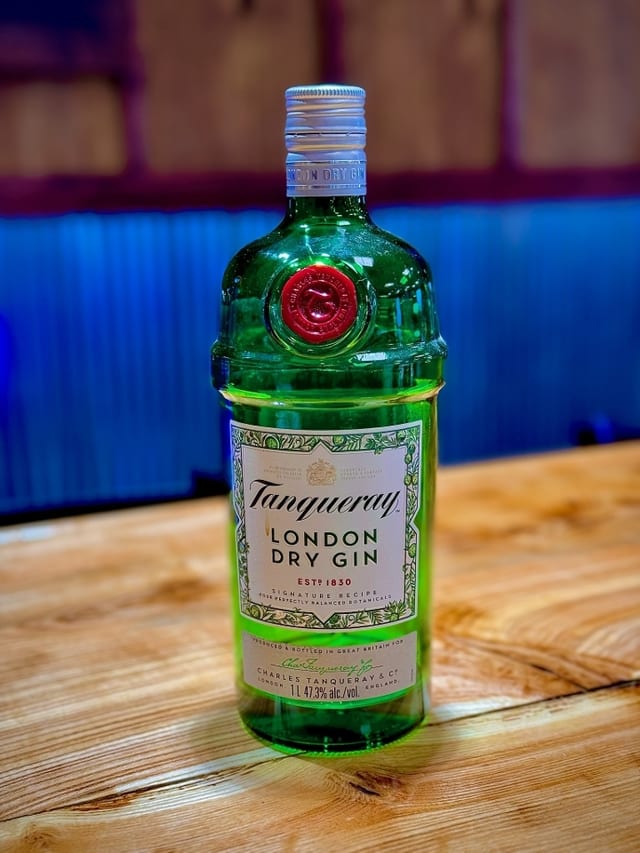 Tanqueray Dry.